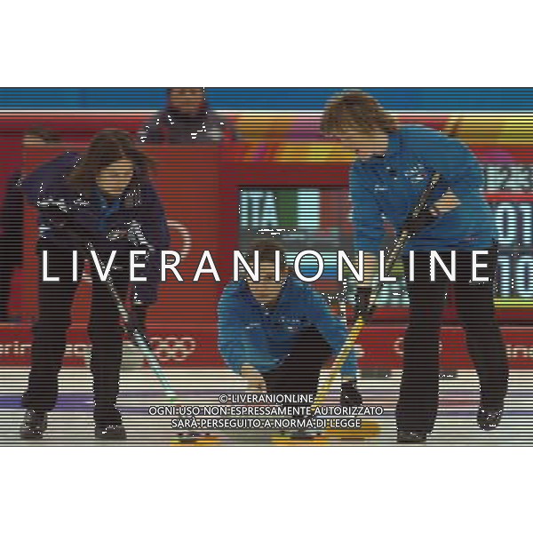 PINEROLO (TO) 15/02/2006 XX OLIMPIADI INVERNALI CURLIN FEMMINILE ITALIA-RUSSIA NELLA FOTO GASPARI DIANA-PONPANIN ROSA-LACEDELLI GIULIA PH GIGI ARCAINI/AG.ALDO LIVERANI