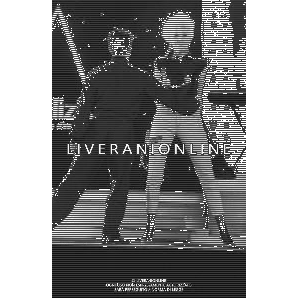 NEG-RETROSPETTIVA DONATELLA RETTORE CANTANTE NELLA FOTO DONATELLA RETTORE AL FESTIVALBAR AD ASIAGO NEL GIUGNO 1987  AG ALDO LIVERANI SAS