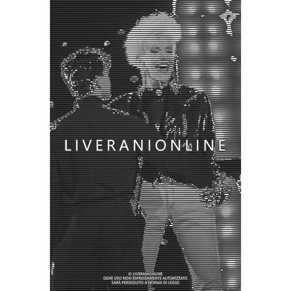 NEG-RETROSPETTIVA DONATELLA RETTORE CANTANTE NELLA FOTO DONATELLA RETTORE AL FESTIVALBAR AD ASIAGO NEL GIUGNO 1987  AG ALDO LIVERANI SAS