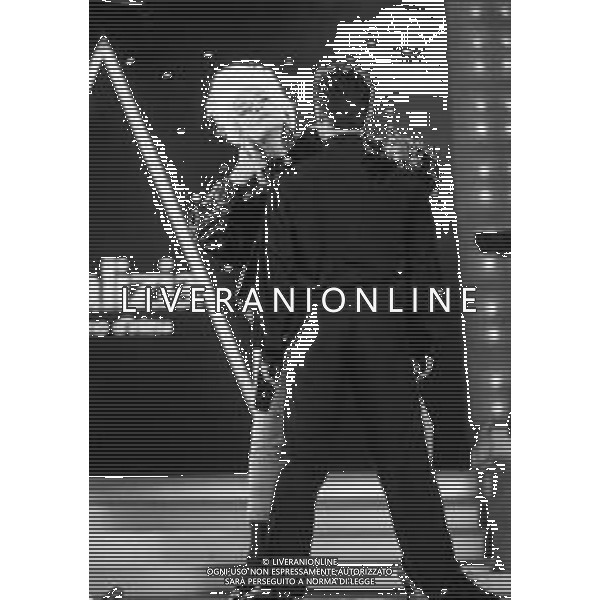 NEG-RETROSPETTIVA DONATELLA RETTORE CANTANTE NELLA FOTO DONATELLA RETTORE AL FESTIVALBAR AD ASIAGO NEL GIUGNO 1987  AG ALDO LIVERANI SAS