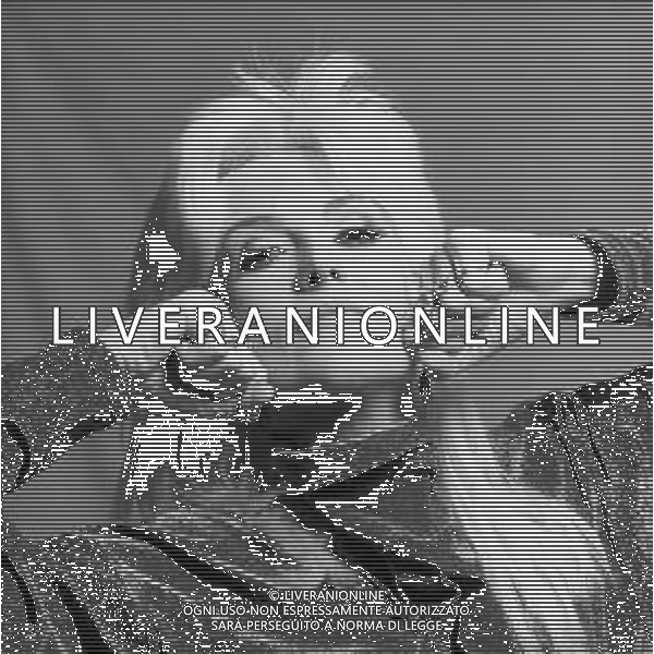 NEG-RETROSPETTIVA DONATELLA RETTORE CANTANTE NELLA FOTO DONATELLA RETTORE NELL\'ANNO 1991 AG THEMA-AG ALDO LIVERANI SAS