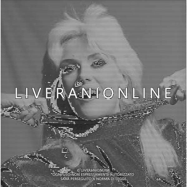 NEG-RETROSPETTIVA DONATELLA RETTORE CANTANTE NELLA FOTO DONATELLA RETTORE NELL\'ANNO 1991 AG THEMA-AG ALDO LIVERANI SAS