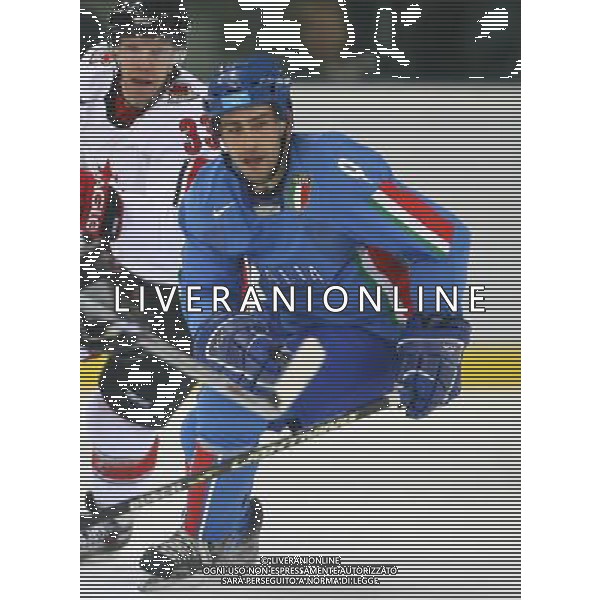 TORINO 15/02/2006 XX OLIMPIADI INVERNALI HOCKEY SU GHIACCIO ITALIA-USA NELA FOTO DE BETTIN GIORGIO PH GIGI ARCAINI/AG.ALDO LIVERANI