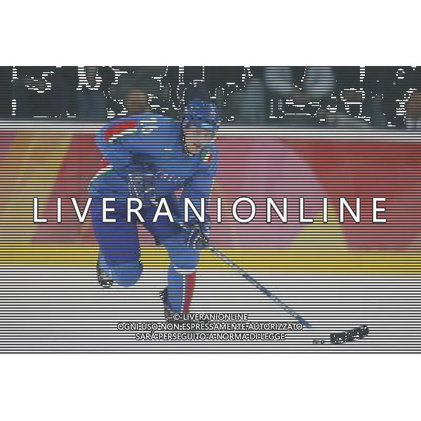 TORINO 15/02/2006 XX OLIMPIADI INVERNALI HOCKEY SU GHIACCIO ITALIA-USA NELA FOTO HELFER ARMIN PH GIGI ARCAINI/AG.ALDO LIVERANI