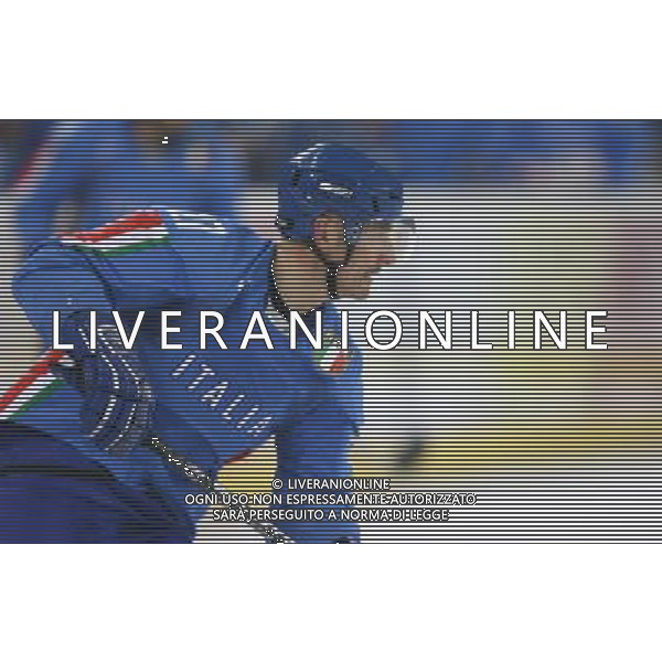 TORINO 15/02/2006 XX OLIMPIADI INVERNALI HOCKEY SU GHIACCIO ITALIA-USA NELA FOTO TOPATIGH LUCIO PH GIGI ARCAINI/AG.ALDO LIVERANI