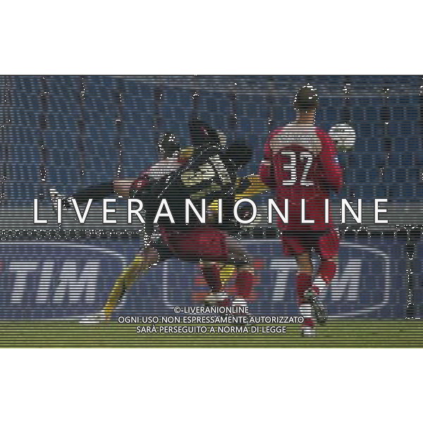 UDINE 15/2/06 COPPA UEFA SEDICESIMI DI FINALE UDINESE - LENS NELLA FOTO: GOL BARRETO PH: ANDRY/LIVERANI