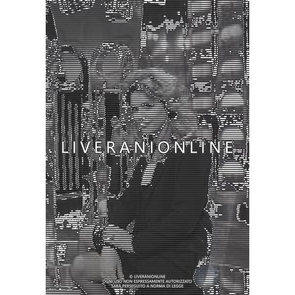 NEG-RETROSPETTIVA RAMONA DELL\'ABBATE ATTRICE NELLA FOTO RAMONA DELL\'ABBATE A MILANO NELLA TRASMISSIONE TELEVISIVA “BLITZ “NELL\'ANNO 1983 AG ALDO LIVERANI SAS