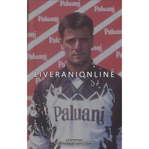 DIAP-RETROSPETTIVA FLAVIO ROMA CALCIATORE NELLA FOTO FLAVIO ROMA CON LA MAGLIA DEL PIACENZA CALCIO AG ALDO LIVERANI SAS
