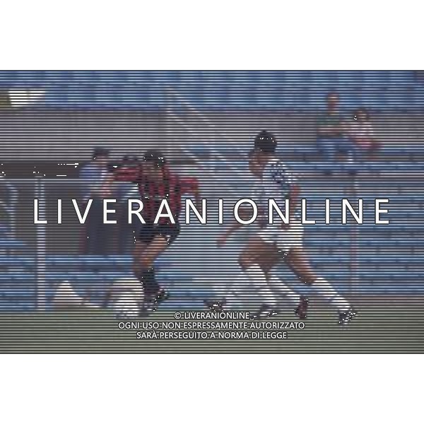 DIAP-RETROSPETTIVA ROBERTO RAMBAUDI CALCIATORE NELLA FOTO ROBERTO RAMBAUDI CON LA MAGLIA DEL FOGGIA CALCIO NELL\'ANNO 1991-1992 AG ALDO LVERANI SAS