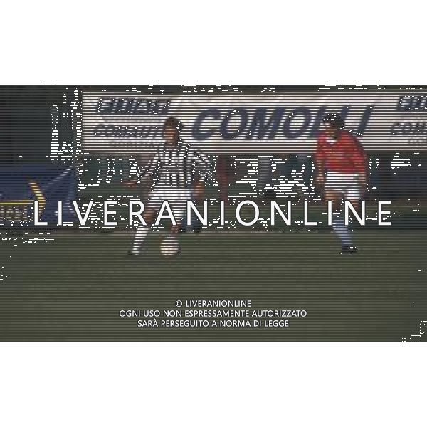 DIAP-RETROSPETTIVA FRANCESCO STATUTO CALCIATORE NELLA FOTO FRANCESCO STATUTO CON LA MAGLIA DELL\'UDINESE CALCIO AG ALDO LIVERANI SAS
