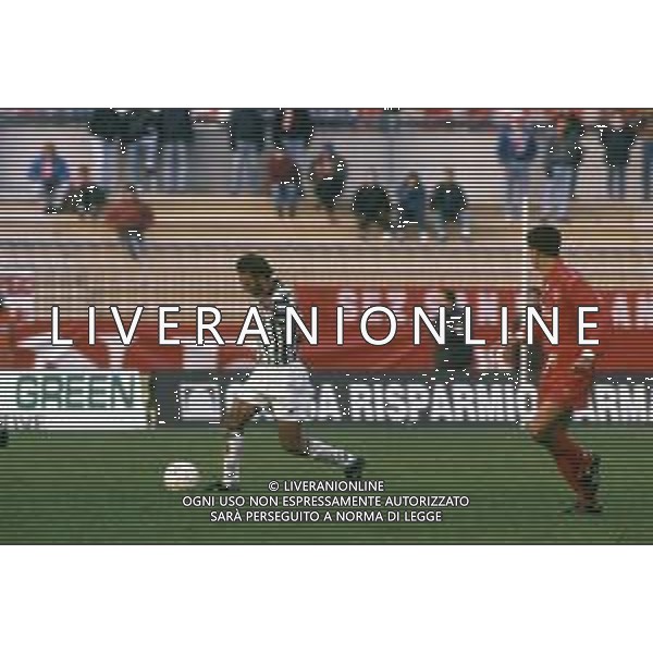 DIAP-RETROSPETTIVA FRANCESCO STATUTO CALCIATORE NELLA FOTO FRANCESCO STATUTO CON LA MAGLIA DELL\'UDINESE CALCIO AG ALDO LIVERANI SAS