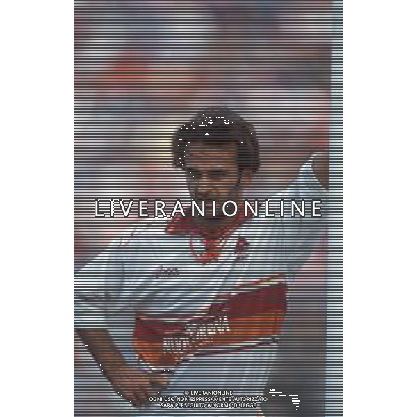 DIAP-RETROSPETTIVA FRANCESCO STATUTO CALCIATORE NELLA FOTO FRANCESCO STATUTO CON LA MAGLIA DELLA ROMA CALCIO AG ALDO LIVERANI SAS
