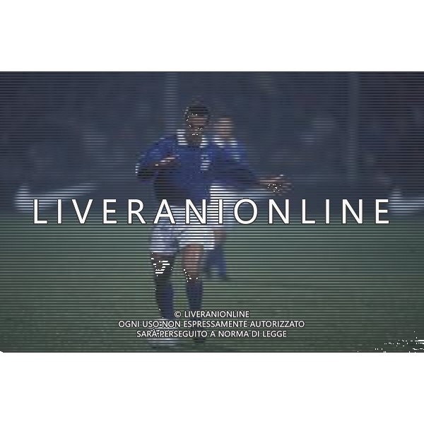 DIAP-RETROSPETTIVA FRANCESCO STATUTO CALCIATORE NELLA FOTO FRANCESCO STATUTO CON LA MAGLIA DELLA NAZIONALE ITALIANA AG ALDO LIVERANI SAS