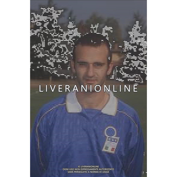 DIAP-RETROSPETTIVA FRANCESCO STATUTO CALCIATORE NELLA FOTO FRANCESCO STATUTO CON LA MAGLIA DELLA NAZIONALE ITALIANA AG ALDO LIVERANI SAS