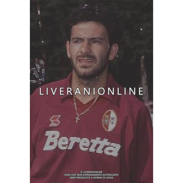 DIAP-RETROSPETTIVA GIORGIO BRESCIANI CALCIATORE NELLA FOTO GIORGIO BRESCIANI CON LA MAGLIA DEL TORINO CALCIO AG ALDO LIVERANI SAS