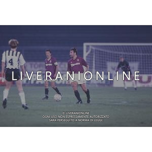 DIAP-RETROSPETTIVA MARTIN VASQUEZ CALCIATORE NELLA FOTO MARTIN VASQUEZ CON LA MAGLIA DEL TORINO CALCIO NELL\'ANNO 1991-1992 AG ALDO LIVERANI SAS