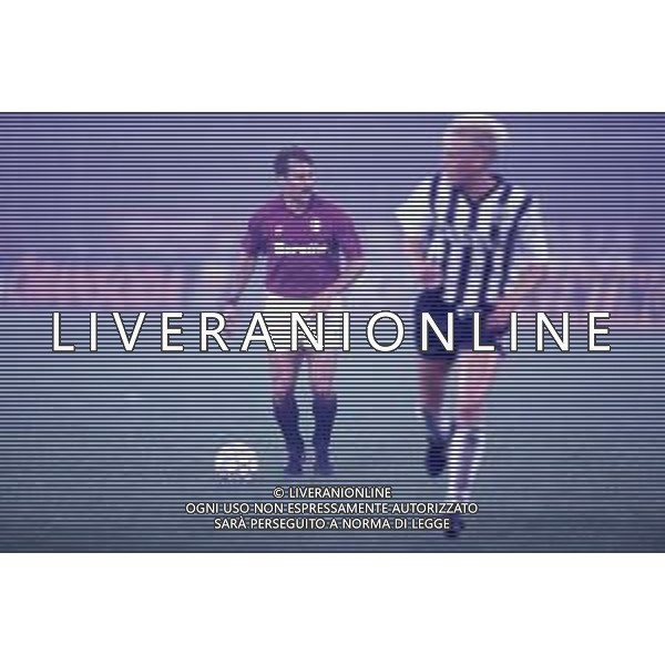 DIAP-RETROSPETTIVA MARTIN VASQUEZ CALCIATORE NELLA FOTO MARTIN VASQUEZ CON LA MAGLIA DEL TORINO CALCIO NELL\'ANNO 1991-1992 AG ALDO LIVERANI SAS