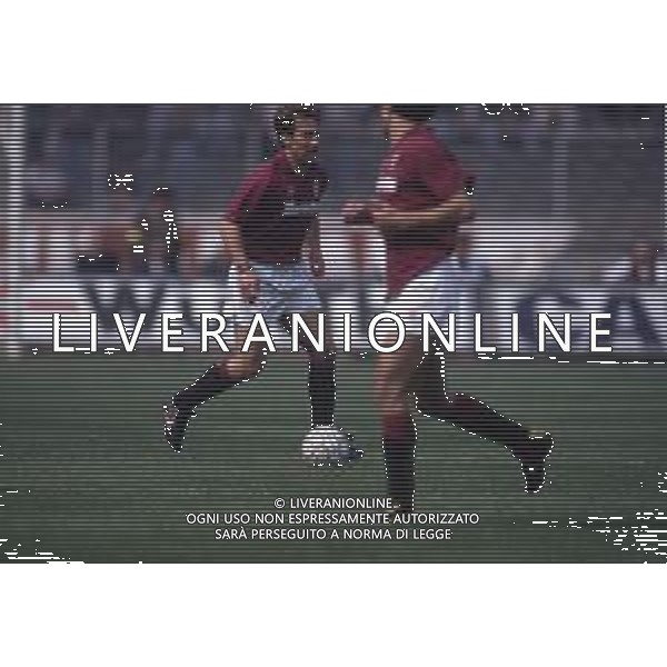 DIAP-RETROSPETTIVA MARTIN VASQUEZ CALCIATORE NELLA FOTO MARTIN VASQUEZ CON LA MAGLIA DEL TORINO CALCIO NELL\'ANNO 1991-1992 AG ALDO LIVERANI SAS