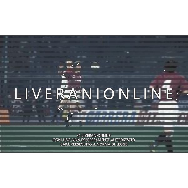 DIAP-RETROSPETTIVA MARTIN VASQUEZ CALCIATORE NELLA FOTO MARTIN VASQUEZ CON LA MAGLIA DEL TORINO CALCIO NELL\'ANNO 1991-1992 AG ALDO LIVERANI SAS