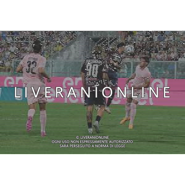 Azione da calcio d\'angolo durante partita Palermo vs Reggiana di Serie B 25/26 presso lo Stadio Renzo Barbera di Palermo il 23/08/25 ©SERRA FEDERICO - AGENZIA ALDO LIVERANI SAS