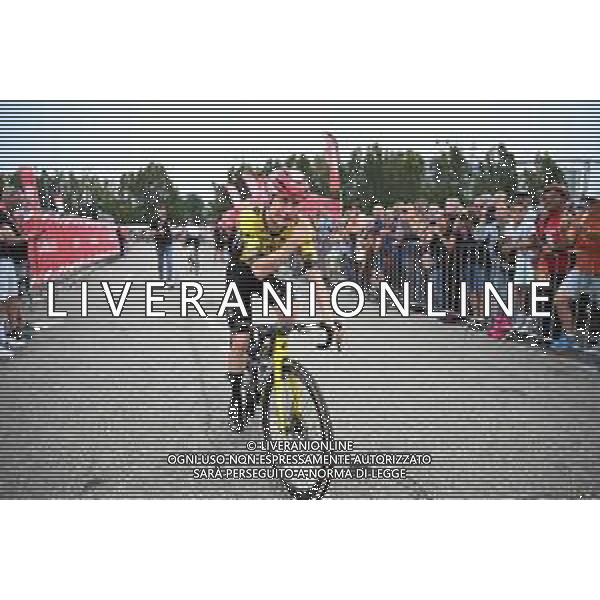 24-08-2025 Vuelta A Espana; Tappa 02 Alba - Limone Piemonte; 2025, Visma - Lease A Bike; Vingegaard, Jonas; Alba; ©SIROTTI - AGENZIA ALDO LIVERANI SAS