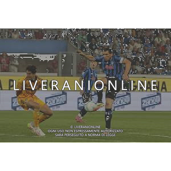 Marten Elco De Roon of Atalanta BC kick the ball during Atalanta BC vs Pisa SC, 1° Serie A Enilive 2025-26 game at New Balance stadium in Bergamo (BG), Italy, on August 24, 2025. (Photo by Davide Casentini)- AGENZIA ALDO LIVERANI SAS