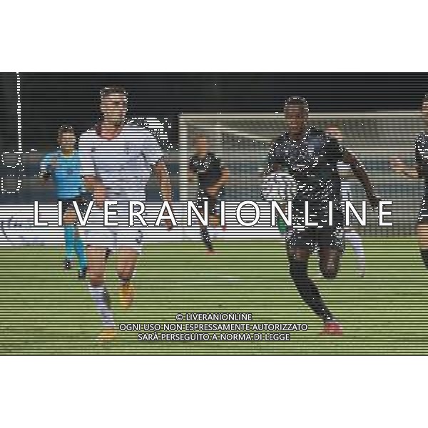 TVRCOR Pro Patria vs Pro Vercelli 1a giornata Campionato Calcio Serie C Lega Pro – Busto Arsizio (VA) 24-08-2025 Nella foto King Udoh e Luca Coccolo Busto Arsizio 24-08-2025 Stadio Carlo Speroni Campionato Calcio Serie C Lega Pro – foto Roberta Corradin/ Agenzia Aldo Liverani sas