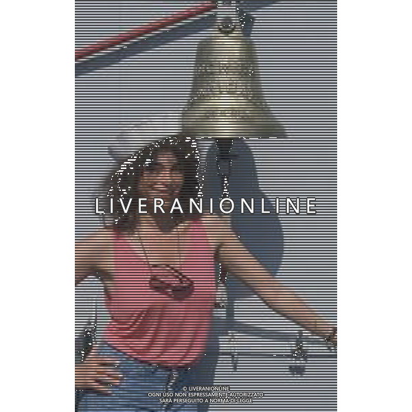 DIAP-RETROSPETTIVA MARINA OCCHIENA CANTANTE NELLA FOTO MARINA OCCHIENA SULLA PORTA AEREI GARIBALDI FOTO MARIO DOTTI-AG ALDO LIVERANI SAS
