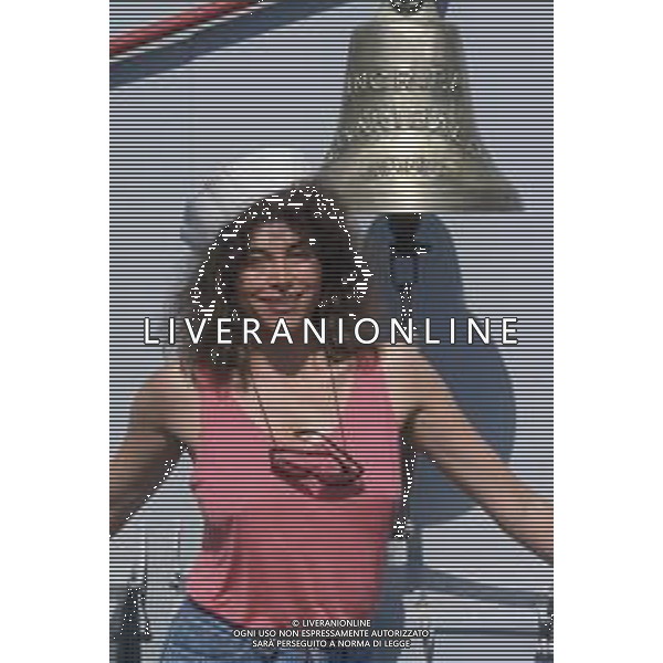 DIAP-RETROSPETTIVA MARINA OCCHIENA CANTANTE NELLA FOTO MARINA OCCHIENA SULLA PORTA AEREI GARIBALDI FOTO MARIO DOTTI-AG ALDO LIVERANI SAS