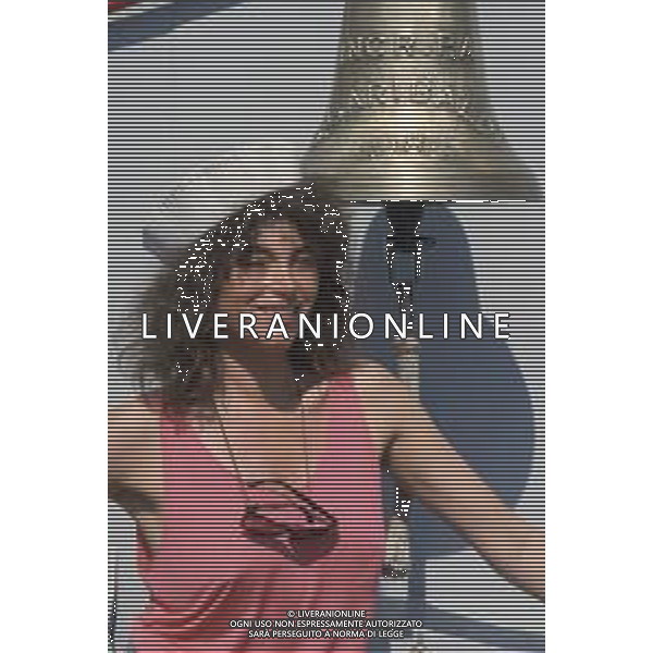 DIAP-RETROSPETTIVA MARINA OCCHIENA CANTANTE NELLA FOTO MARINA OCCHIENA SULLA PORTA AEREI GARIBALDI FOTO MARIO DOTTI-AG ALDO LIVERANI SAS