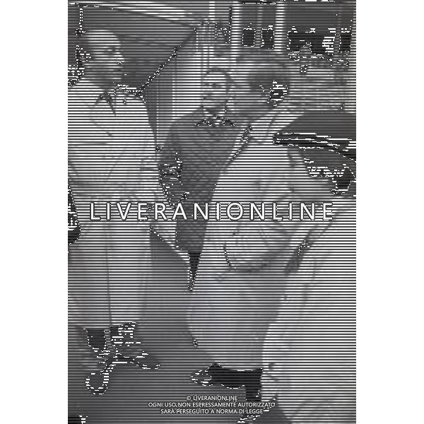 NEG-RETROSPETTIVA GIAN MAURO BORSANO PRESIDENTE DEL TORINO CALCIO NELLA FOTO GIAN MAURO BORSANO PRESIDENTE DEL TORINO CALCIO NELL\'ANNO 1991-1992 CON IL FIGLIO E LUCIANO MOGGI AG ALDO LIVERANI SAS