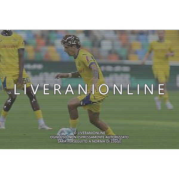 Domagoj Bradaric of Hellas Verona FC play the ball during Udinese Calcio FC vs Hellas Verona FC, 1° Serie A Enilive 2025-26 game at Bluenergy stadium in Udine (UD), Italy, on August 25, 2025. (Photo by Davide Casentini) AG ALDO LIVERANI SAS ALDO LIVERANI SAS
