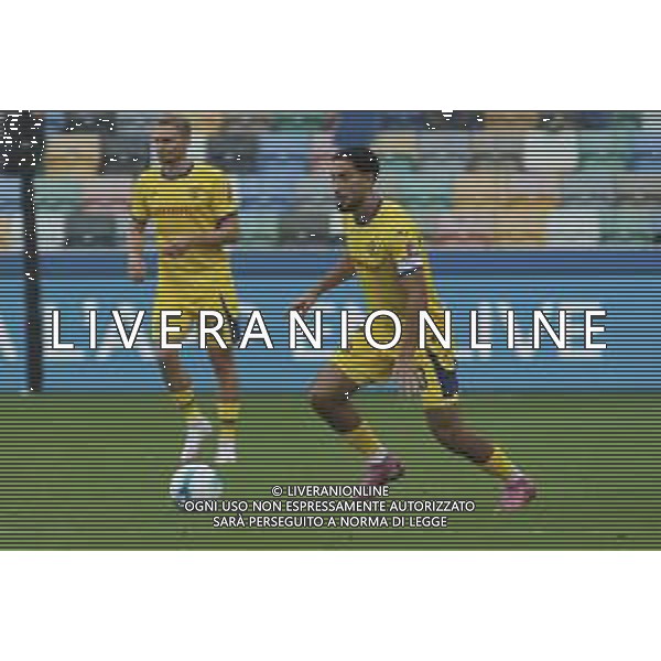 Daniel Fernando Mosquera Bonilla "D.Mosquera" of Hellas Verona FC play the ball during Udinese Calcio FC vs Hellas Verona FC, 1° Serie A Enilive 2025-26 game at Bluenergy stadium in Udine (UD), Italy, on August 25, 2025. (Photo by Davide Casentini) AG ALDO LIVERANI SAS ALDO LIVERANI SAS