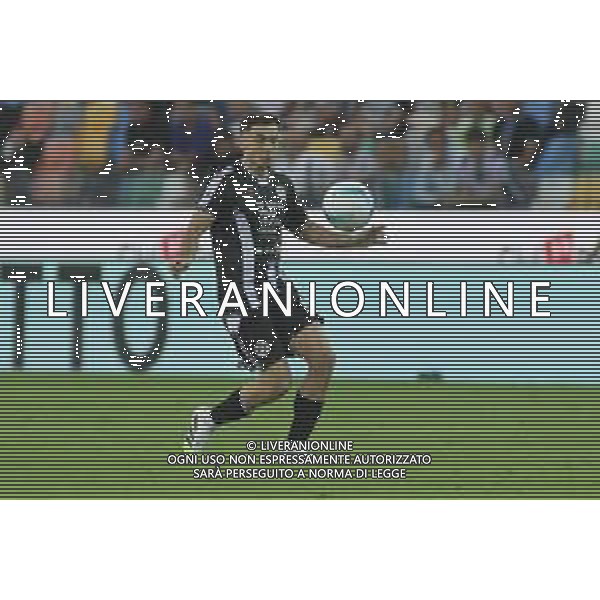 Oier Zarraga Egana "Zarraga" of Udinese FC play the ball during Udinese Calcio FC vs Hellas Verona FC, 1° Serie A Enilive 2025-26 game at Bluenergy stadium in Udine (UD), Italy, on August 25, 2025. (Photo by Davide Casentini)- AGENZIA ALDO LIVERANI SAS