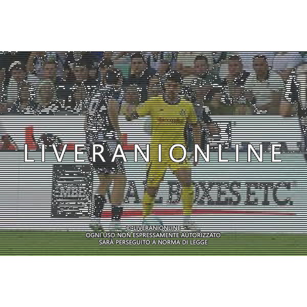 Abderrahman Harroui of Hellas Verona FC\ competes for the ball with Oier Zarraga Egana "Zarraga" of Udinese FC during Udinese Calcio FC vs Hellas Verona FC, 1° Serie A Enilive 2025-26 game at Bluenergy stadium in Udine (UD), Italy, on August 25, 2025. (Photo by Davide Casentini)- AGENZIA ALDO LIVERANI SAS