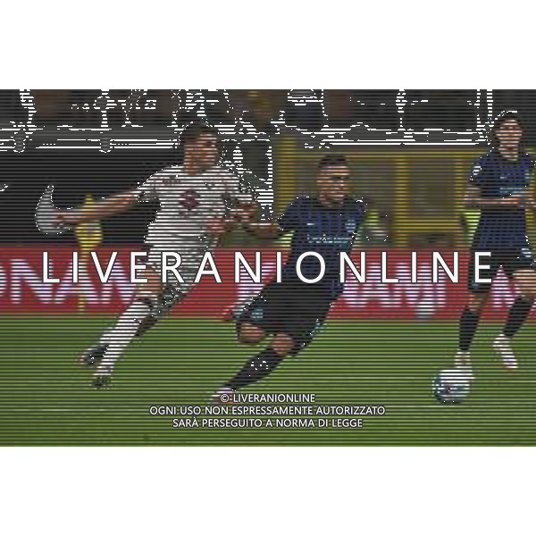 Inter vs Torino nella foto Cesare Casadei (Torino) e Lautaro Martinez (Inter) Milano 25-08-2025 Stadio Giuseppe Meazza - San Siro Inter vs Torino Campionato Serie A Enilive - 1a giornata foto Roberto Garavaglia/Agenzia Aldo Liverani sas