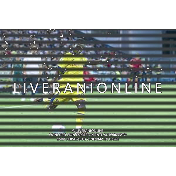 Fallou Cham "Fallou" of Hellas Verona FC play the ball during Udinese Calcio FC vs Hellas Verona FC, 1° Serie A Enilive 2025-26 game at Bluenergy stadium in Udine (UD), Italy, on August 25, 2025. (Photo by Davide Casentini) AG ALDO LIVERANI SAS