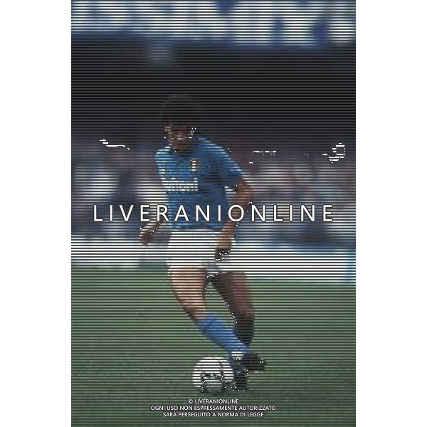 DIAP-RETROSPETTIVA ANTONIO CARECA CALCIATORE NELLA FOTO ANTONIO CARECA CON LA MAGLIA DEL NAPOLI CALCO AG ALDO LIVERANI SAS