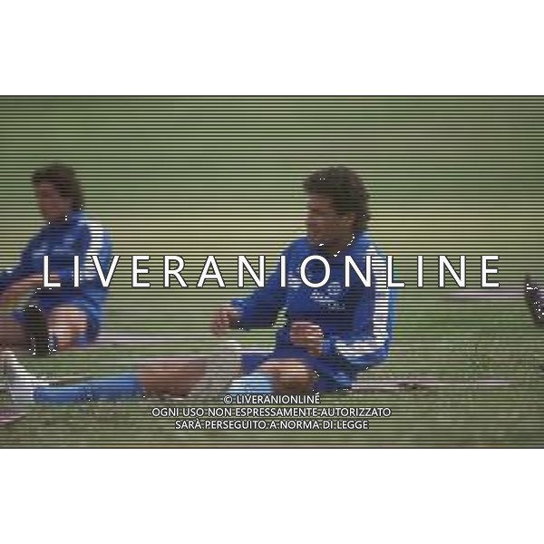 DIAP-RETROSPETTIVA ANTONIO CARECA CALCIATORE NELLA FOTO ANTONIO CARECA CON LA MAGLIA DEL NAPOLI CALCO AG ALDO LIVERANI SAS