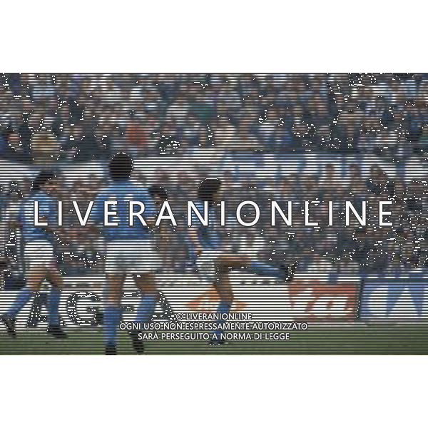 DIAP-RETROSPETTIVA ANTONIO CARECA CALCIATORE NELLA FOTO ANTONIO CARECA CON LA MAGLIA DEL NAPOLI CALCO AG ALDO LIVERANI SAS
