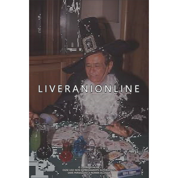 DIAP-RETROSPETTIVA COSTANTINO ROZZI PRESIDENTE ASCOLI CALCIO NELLA FOTO COSTANTINO ROZZI PRESIDENTE ASCOLI CALCIO NELL\'ANNO 1988-98 AG ALDO LIVERANI SAS 