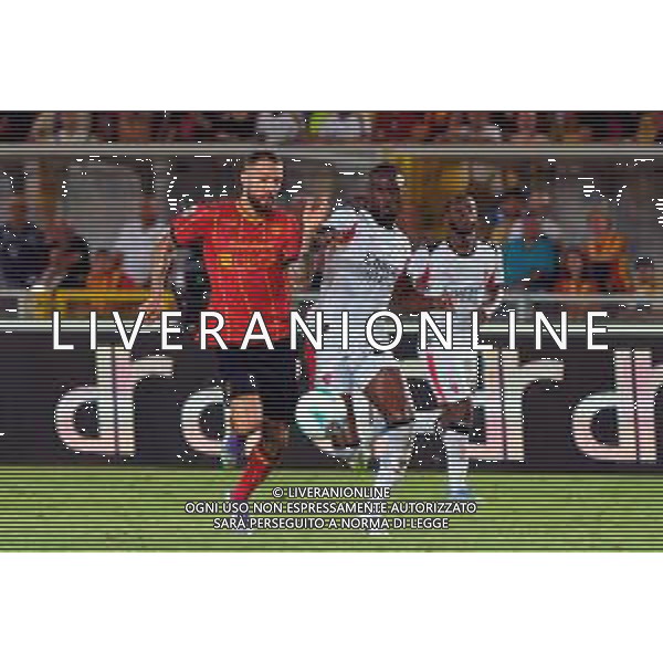 TVEM September 29, 2025 Lecce, Italy - US Lecce vs AC Milan - Italian soccer serie A 2024/25 - Via Del Mare Stadium. In the pic: Tete Morente of US Lecce in action against Fikayo Tomori of AC Milan ©TVEM Emmanuele Mastrodonato - AGENZIA ALDO LIVERANI SAS