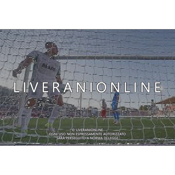Jay Noah Idzes of US Sassuolo take the ball after Filippo Terracciano of US Cremonese goal during US Cremonese vs US Sassuolo, 2° Serie A Enilive 2025-26 game at Renato Zini stadium in Cremona (CR), Italy, on August 28, 2025. (Photo by Davide Casentini) AG ALDO LIVERANI SAS