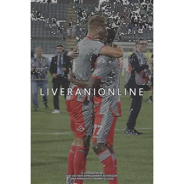 Manuel De Luca of US Cremonese and Chidozie David Okereke of US Cremonese celebrate the victory at the end of US Cremonese vs US Sassuolo, 2° Serie A Enilive 2025-26 game at Renato Zini stadium in Cremona (CR), Italy, on August 28, 2025. (Photo by Davide Casentini) AG ALDO LIVERANI SAS