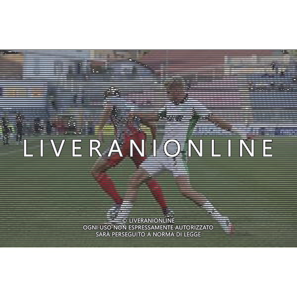 Josh Thomas Doig of US Sassuolo battle for the ball with Alessio Zerbin of US Cremonese during US Cremonese vs US Sassuolo, 2° Serie A Enilive 2025-26 game at Renato Zini stadium in Cremona (CR), Italy, on August 28, 2025. (Photo by Davide Casentini) AG ALDO LIVERANI SAS