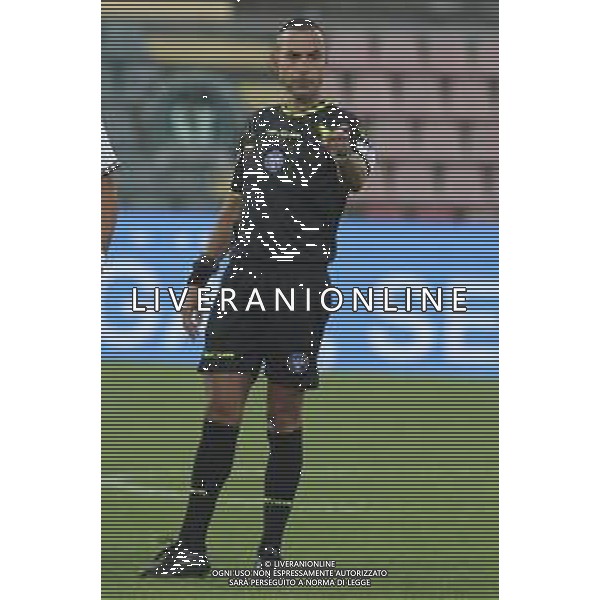 The Referee Marco Guida gesticola during US Cremonese vs US Sassuolo, 2° Serie A Enilive 2025-26 game at Renato Zini stadium in Cremona (CR), Italy, on August 28, 2025. (Photo by Davide Casentini) AG ALDO LIVERANI SAS