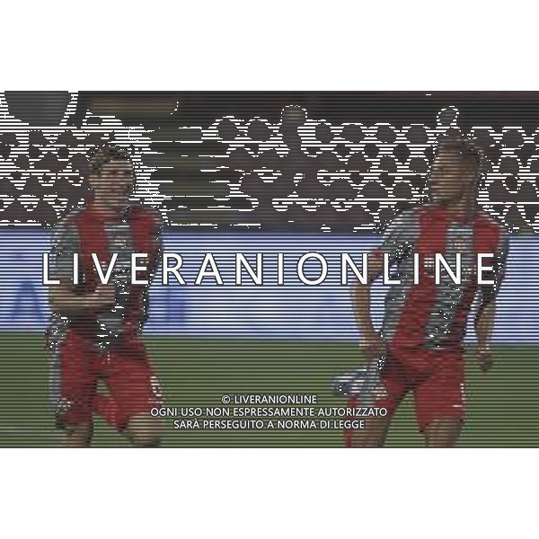 Manuel De Luca of US Cremonese celebrates with team for goal on penalty during US Cremonese vs US Sassuolo, 2° Serie A Enilive 2025-26 game at Renato Zini stadium in Cremona (CR), Italy, on August 28, 2025. (Photo by Davide Casentini) AG ALDO LIVERANI SAS
