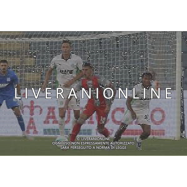 Michele Collocolo of US Cremonese play the ball during US Cremonese vs US Sassuolo, 2° Serie A Enilive 2025-26 game at Renato Zini stadium in Cremona (CR), Italy, on August 28, 2025. (Photo by Davide Casentini) AG ALDO LIVERANI SAS