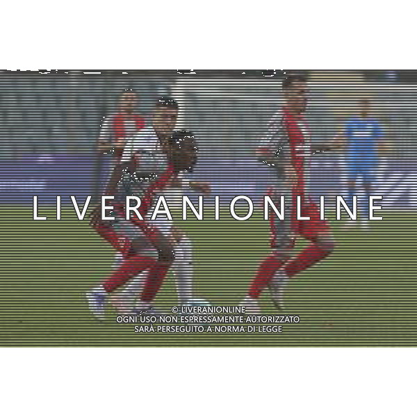 Warren Bondo of US Cremonese competes for the ball with Cristian Volpato of US Sassuolo during US Cremonese vs US Sassuolo, 2° Serie A Enilive 2025-26 game at Renato Zini stadium in Cremona (CR), Italy, on August 28, 2025. (Photo by Davide Casentini) AG ALDO LIVERANI SAS