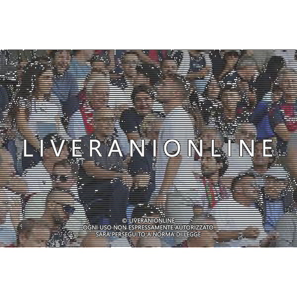 Ciro Immobile of Bologna FC with fans during Bologna FC vs Como FC, 2° Serie A Enilive 2025-26 game at Renato Dall\'Ara stadium in Bologna (BO), Italy, on August 30, 2025. (Photo by Davide Casentini) AG ALDO LIVERANI SAS
